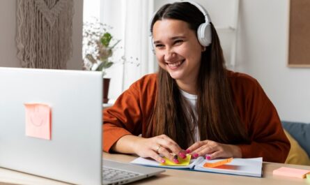 Benefits of Pursuing an Online MCA Degree