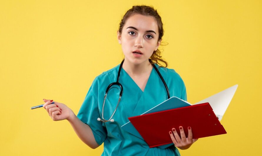 How Do You Structure a Nursing Assignment for University?